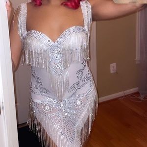 Selling this dress from alglist it’s a size 4